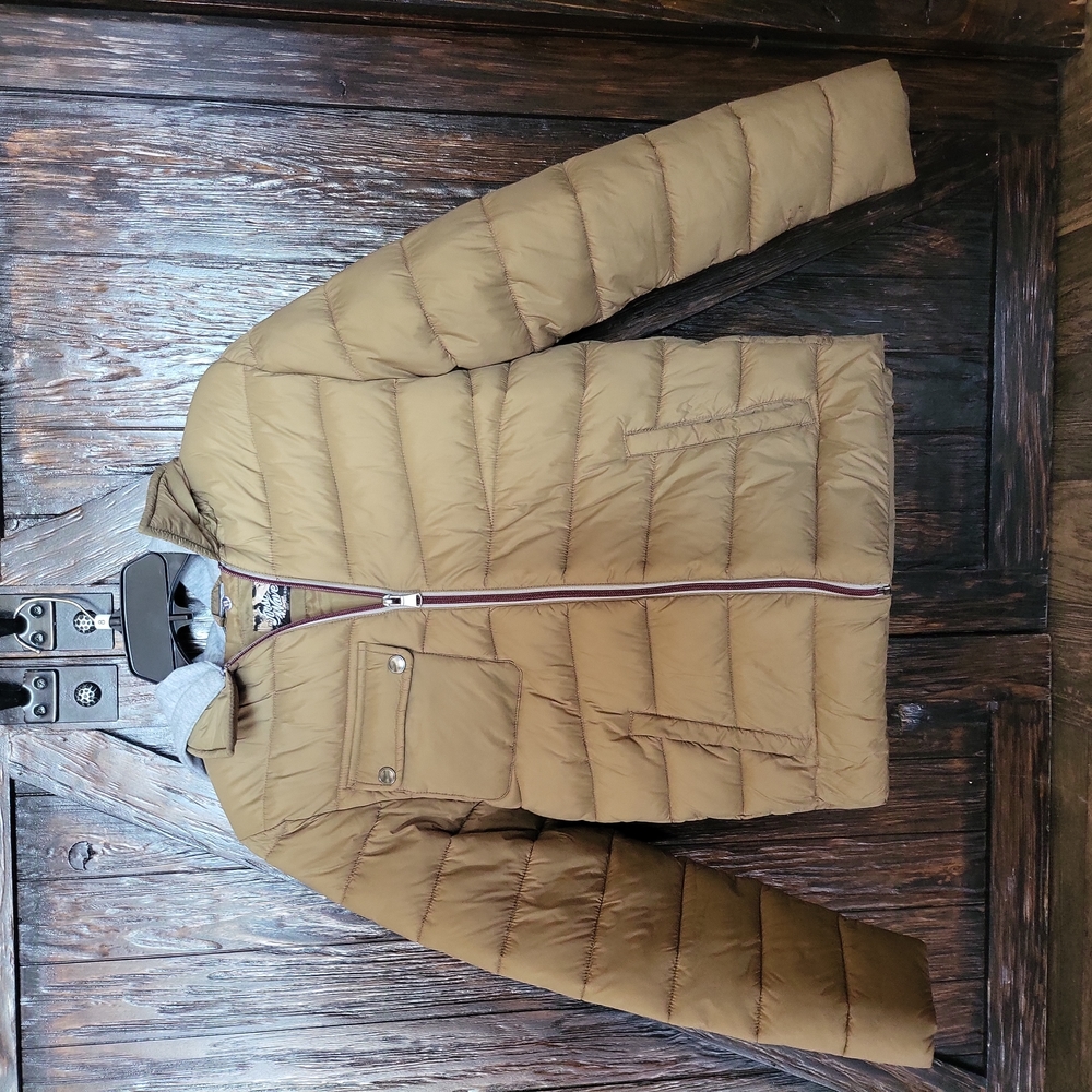 First Wave Puffer Jacket